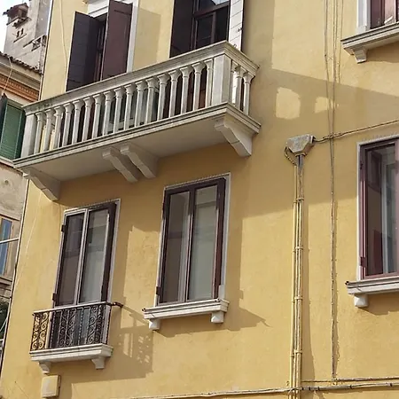 A Casa Di Claudia Apartman *
